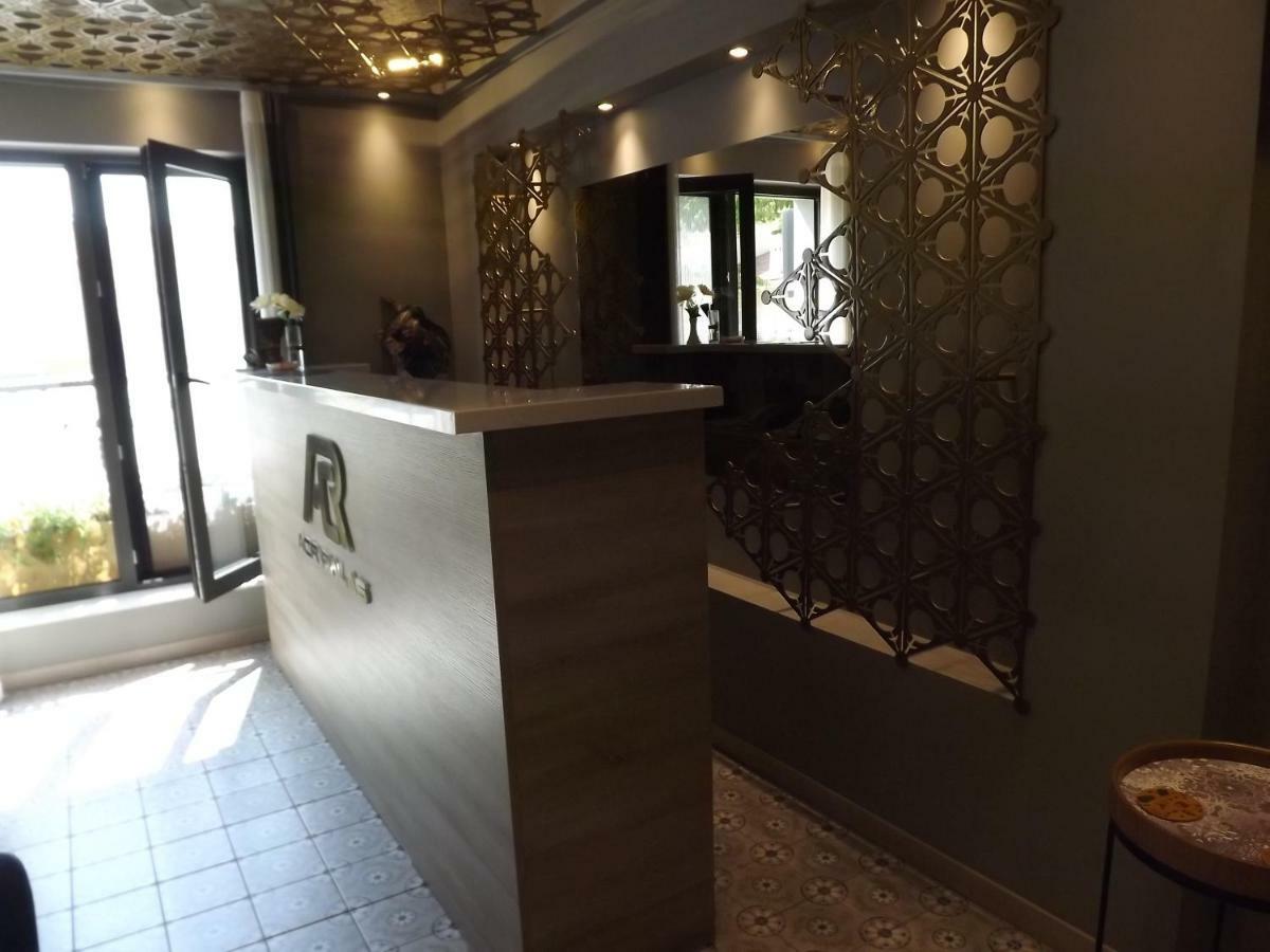 Acr Hotel 2*
